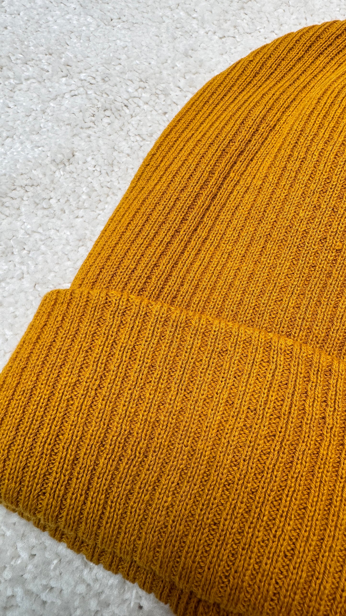 Logr.® Beanie – Mustard
